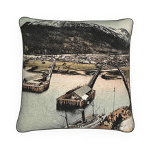 Indlæs billede til gallerivisning Alaska Skagway Harbor 1905 Luxury Pillow