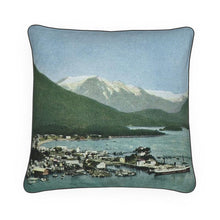 Indlæs billede til gallerivisning Alaska Sitka 1930s Luxury Pillow