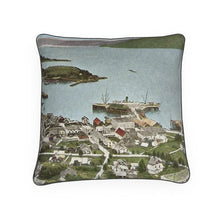 Indlæs billede til gallerivisning Alaska Wrangell Birdseye View Luxury Pillow