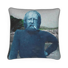 Indlæs billede til gallerivisning Arctic Explorer Randolf Franke at Alaska’s Muir Glacier Luxury Pillow